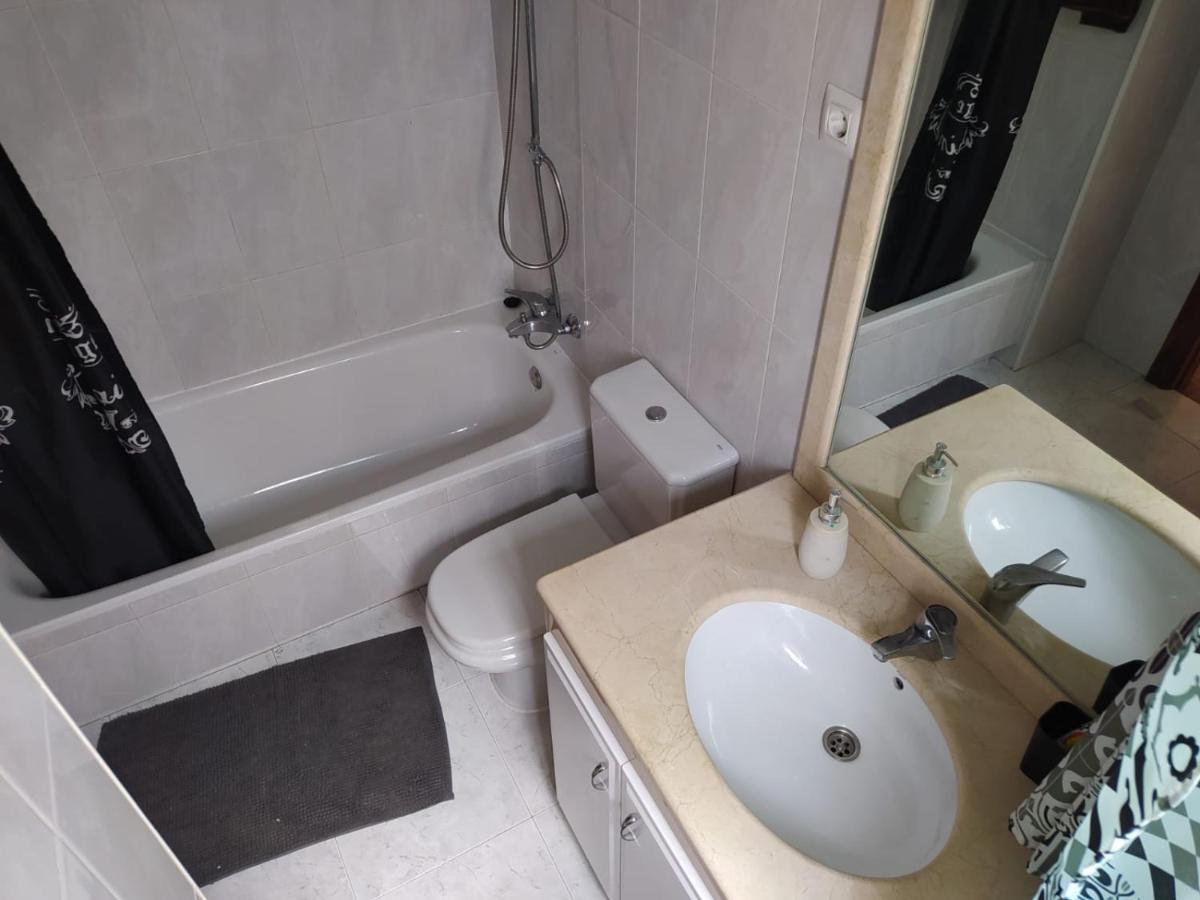 Apartmán Duplex Amplio,Parking Wifi, 2 Terrazas, Bien Conectado Con Playas, Zona Segura Vigo Exteriér fotografie